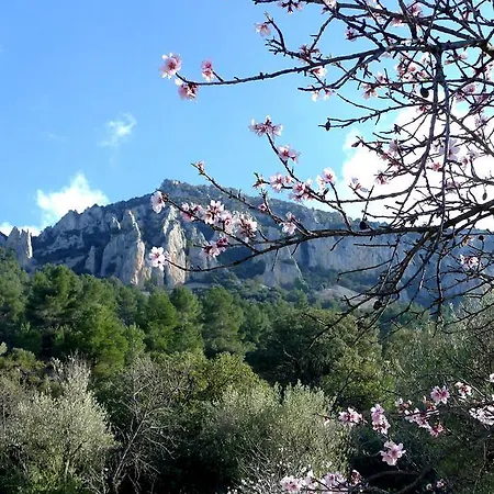 Podiumberg فندق Quatretondeta